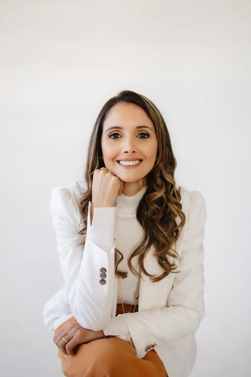 Dra. Larissa Fouad Ibrahim, oftalmologista em Belo Horizonte